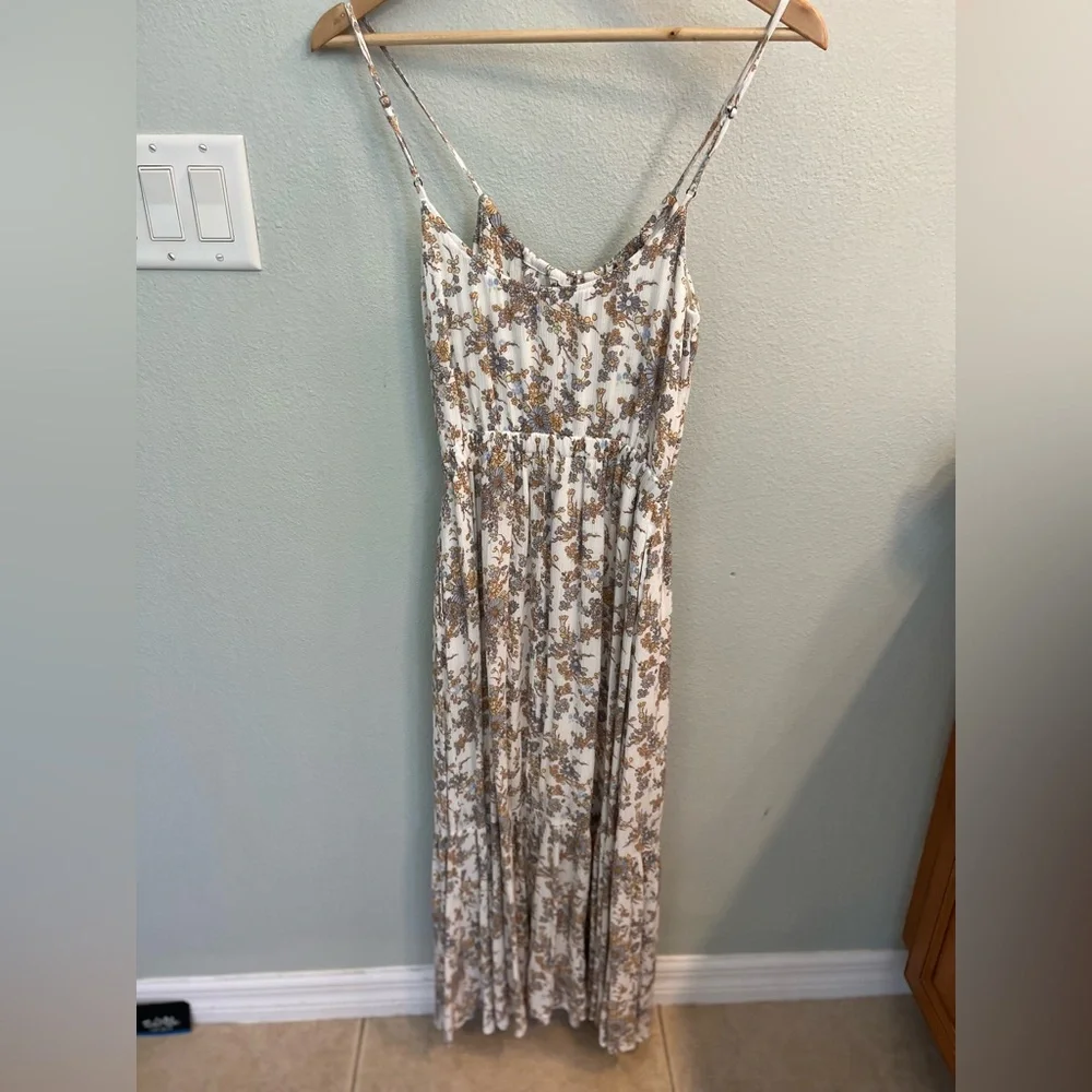 Abercrombie & Fitch Floral Tie-Front Dress - Picture 4 of 5